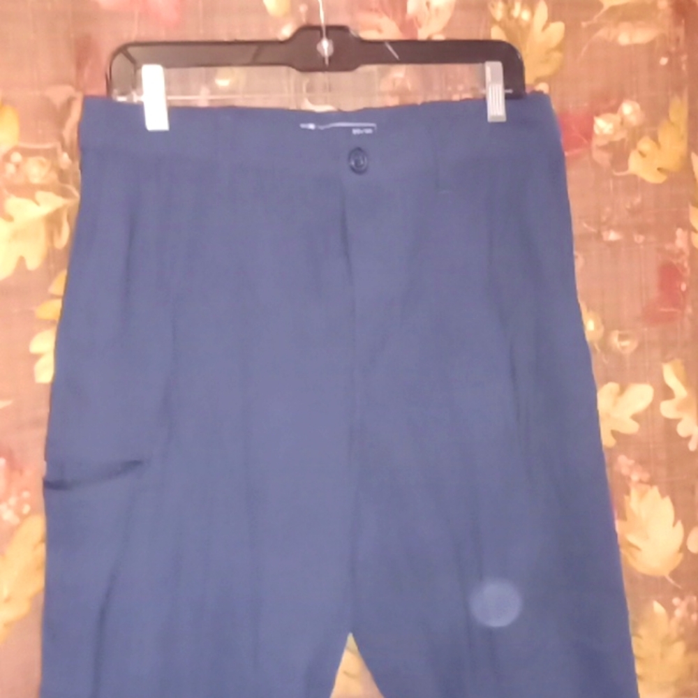 UNISEX, UB Tech classic fit work pants.